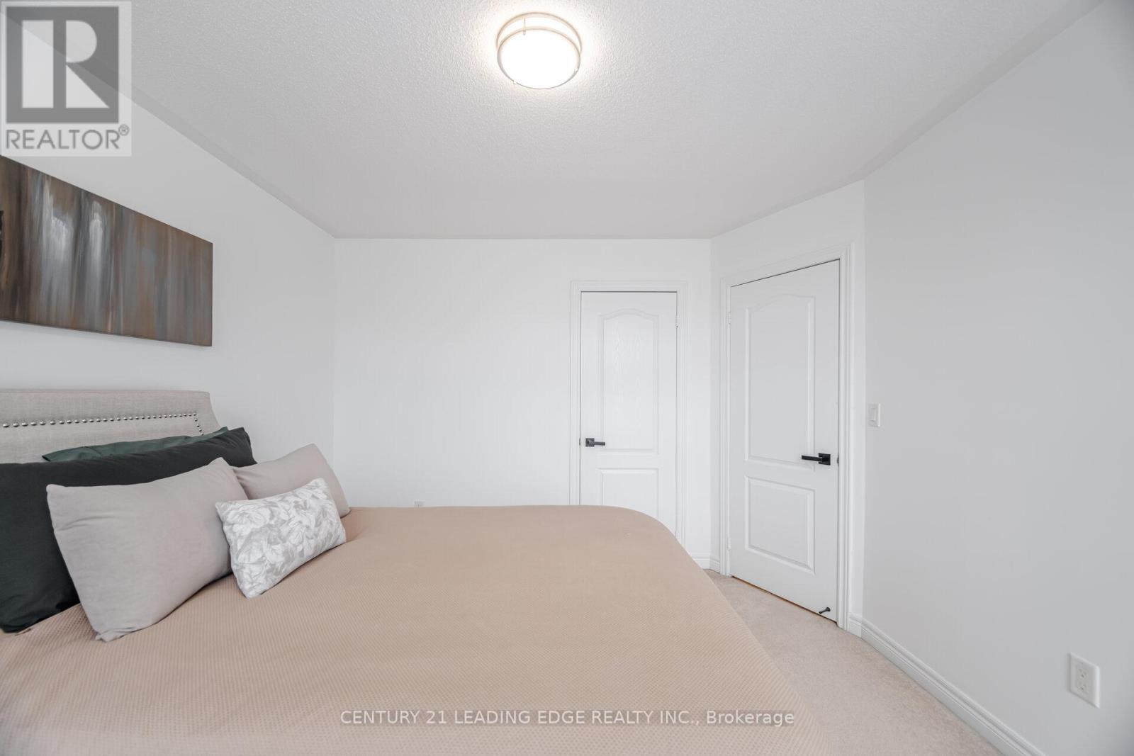 34 Royal Links Circle, Brampton, Ontario  L6P 2Z9 - Photo 23 - W12395948