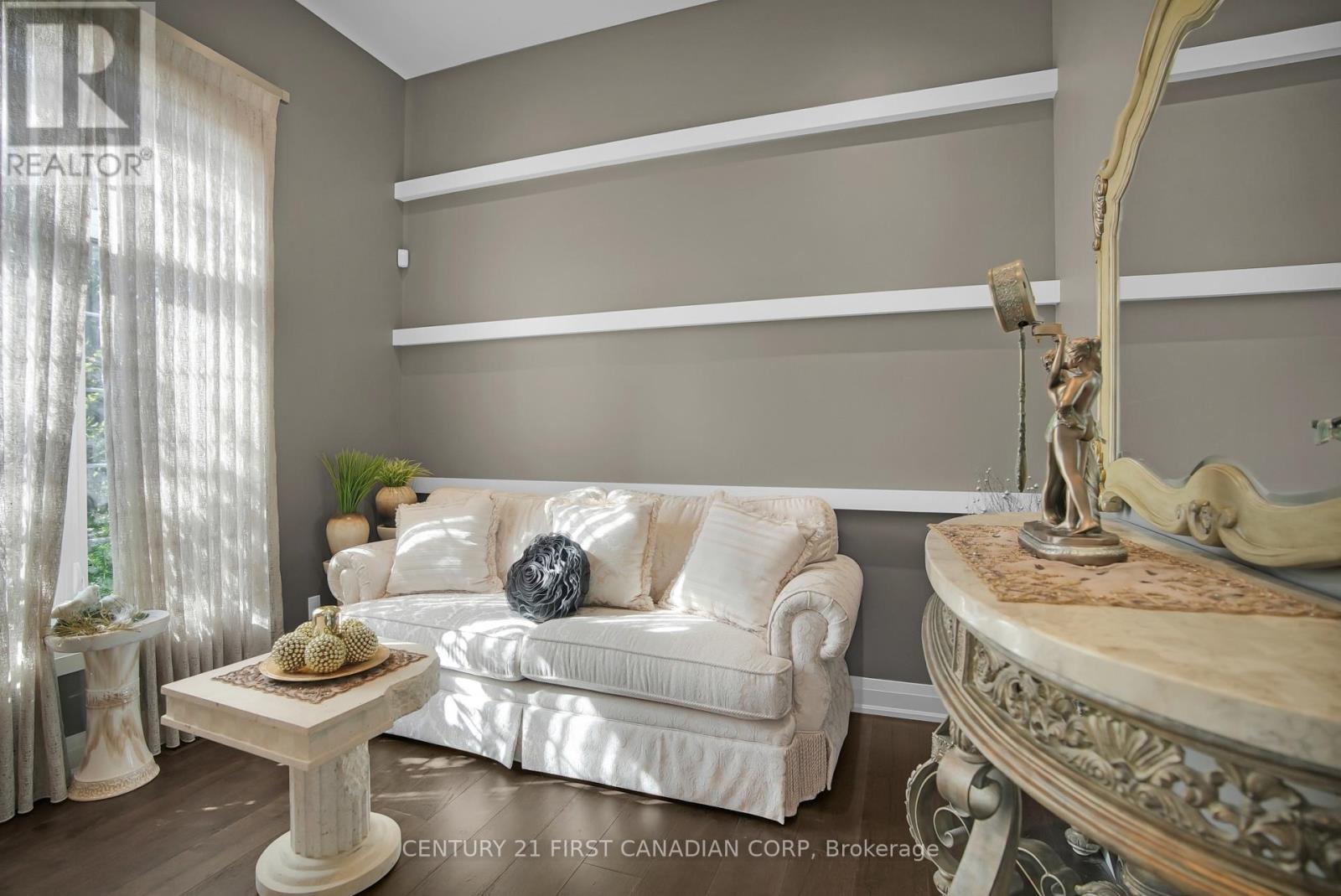 90 Pebblecreek Walk W, London North, Ontario  N6G 0K6 - Photo 21 - X12395962