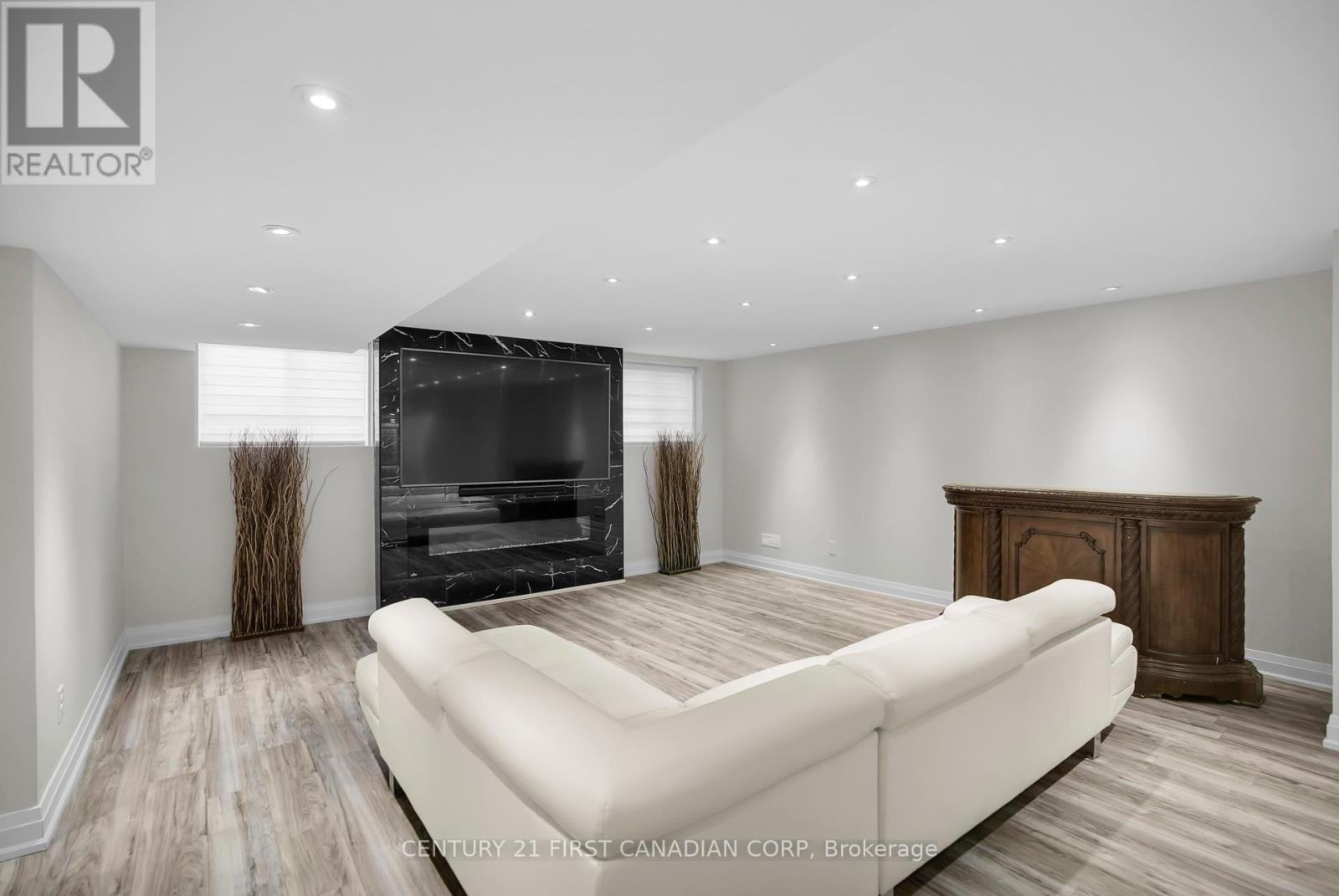 90 Pebblecreek Walk W, London North, Ontario  N6G 0K6 - Photo 48 - X12395962