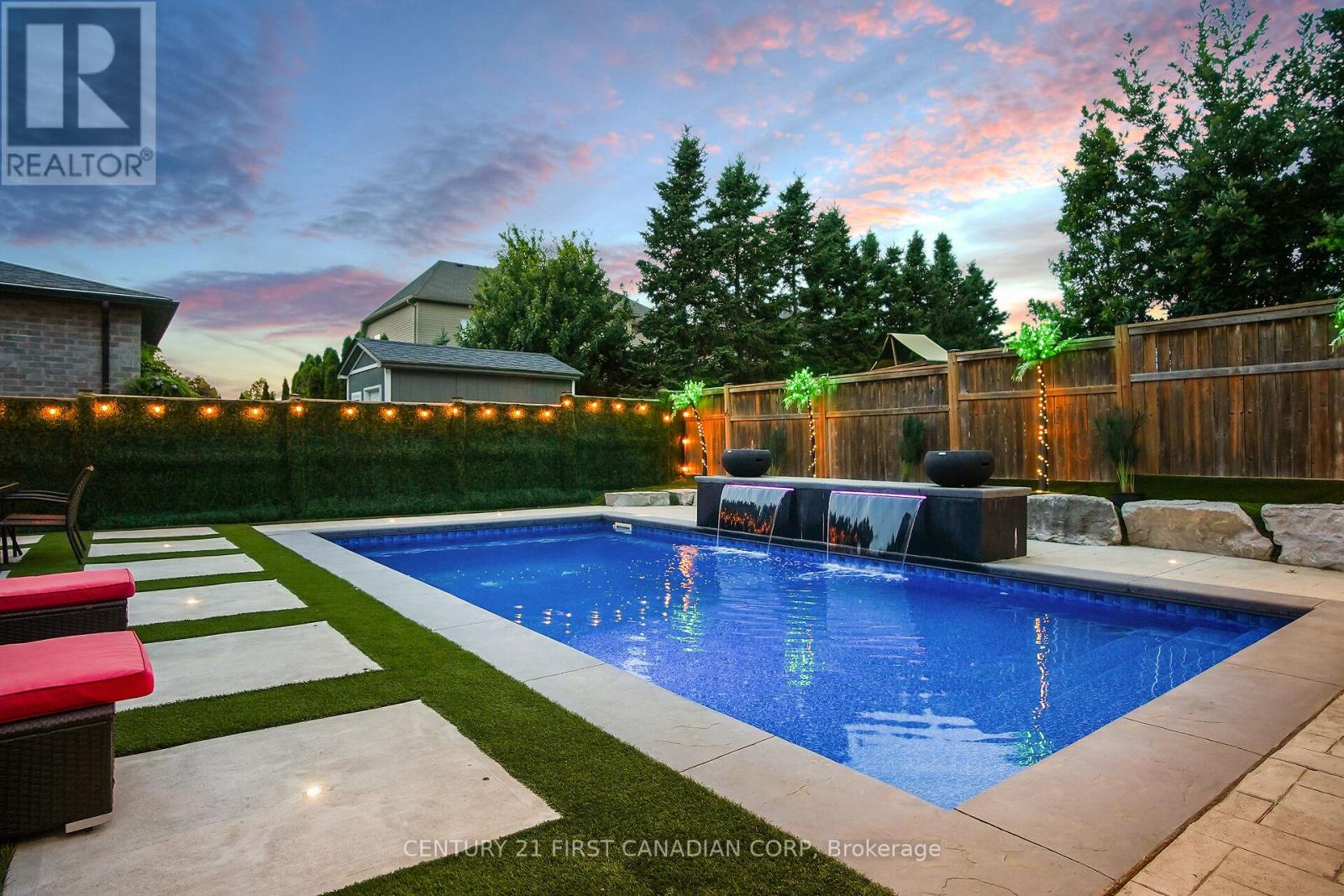 90 Pebblecreek Walk W, London North, Ontario  N6G 0K6 - Photo 8 - X12395962