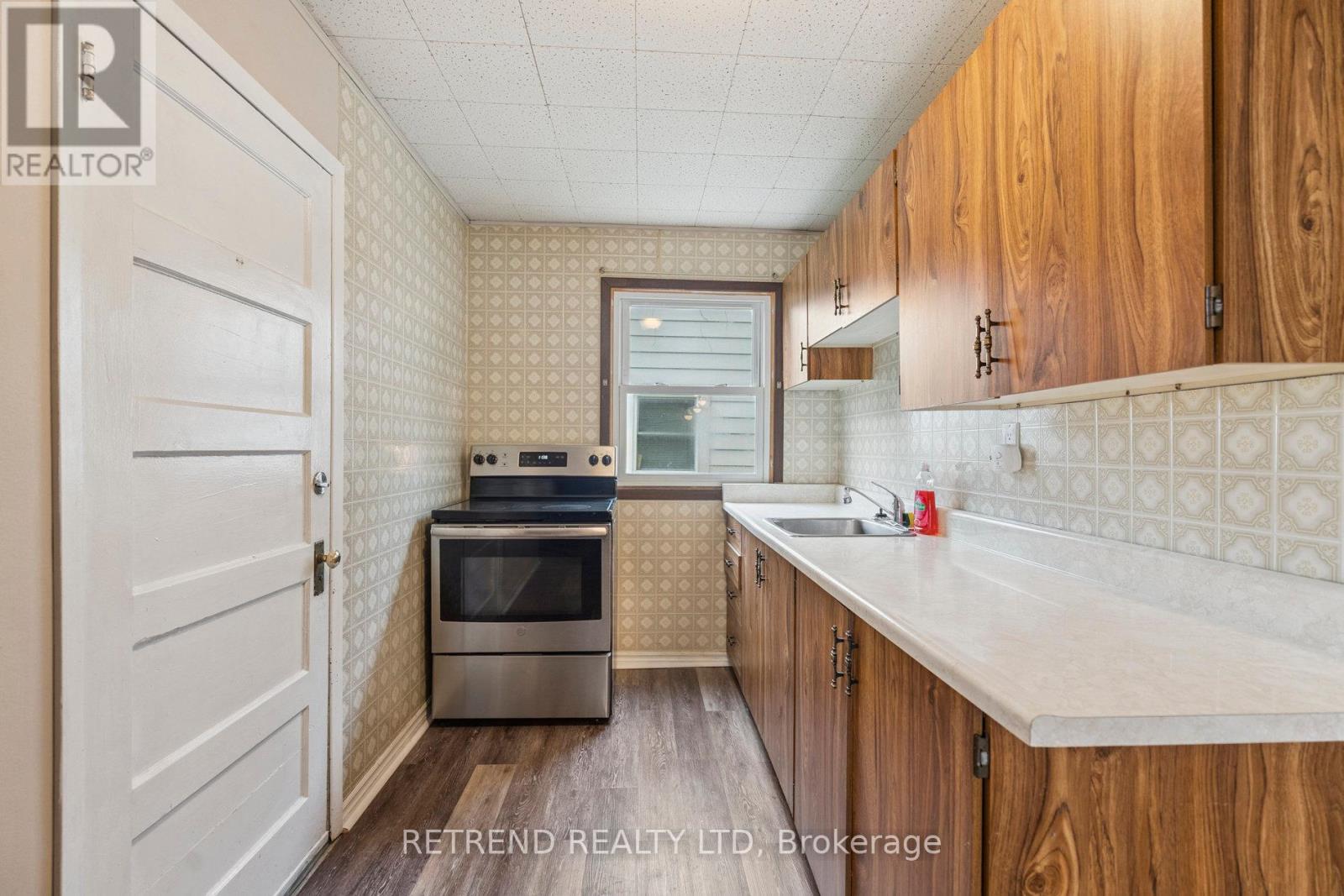78 Eighth Avenue, Brantford, Ontario  L4X 2R6 - Photo 19 - X12395950