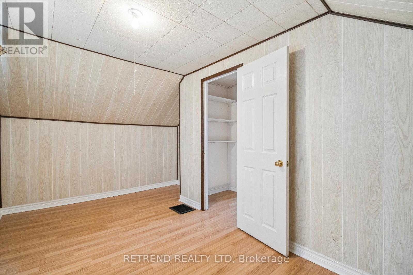 78 Eighth Avenue, Brantford, Ontario  L4X 2R6 - Photo 32 - X12395950