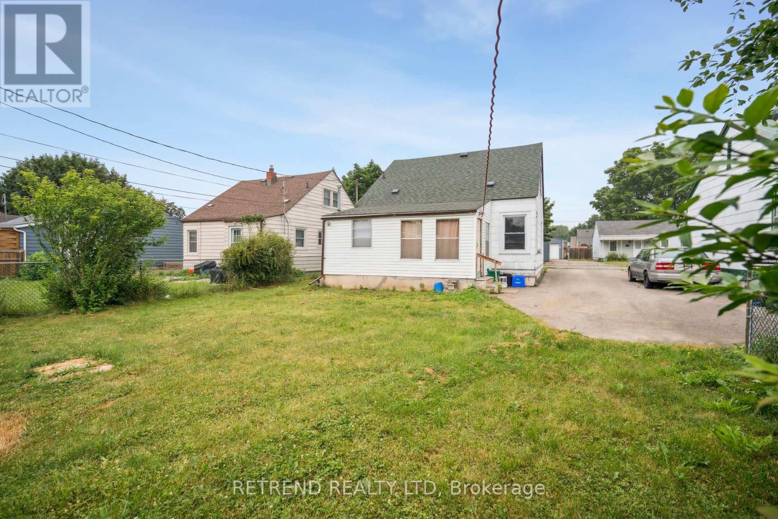 78 Eighth Avenue, Brantford, Ontario  L4X 2R6 - Photo 8 - X12395950