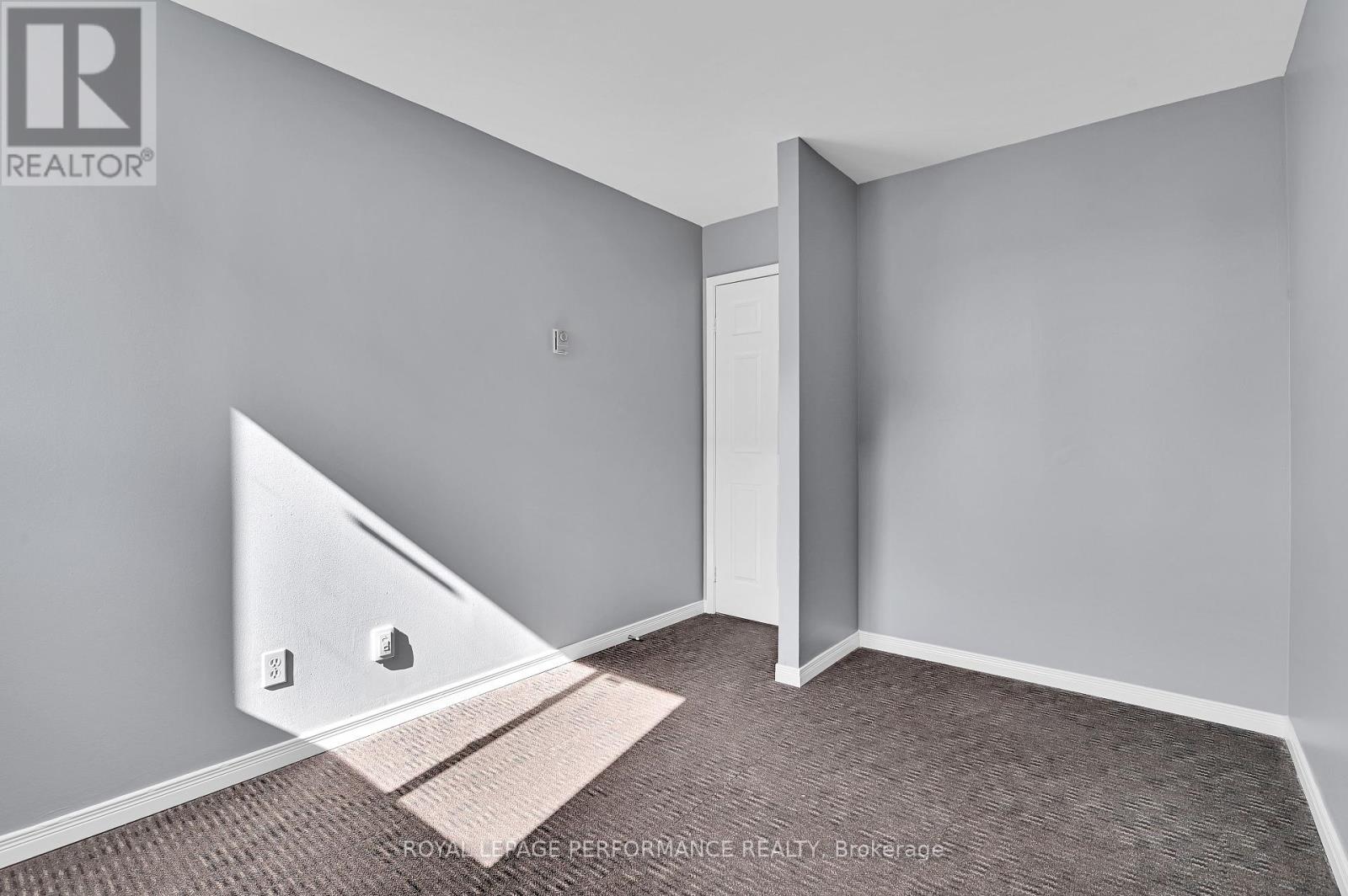 501 - 154 Nelson Street, Ottawa, Ontario  K1N 7R5 - Photo 19 - X12395970