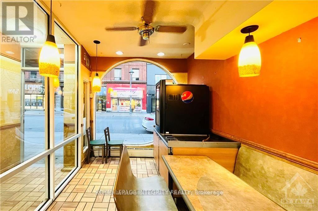 1 - 248 Bank Street, Ottawa, Ontario  K2P 1X4 - Photo 2 - X12395983