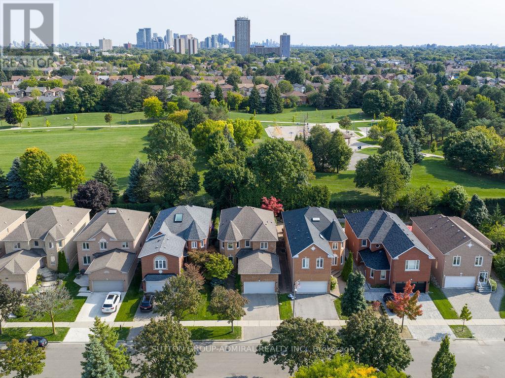 40 Joshua Court, Vaughan, Ontario  L4J 8B6 - Photo 47 - N12395794