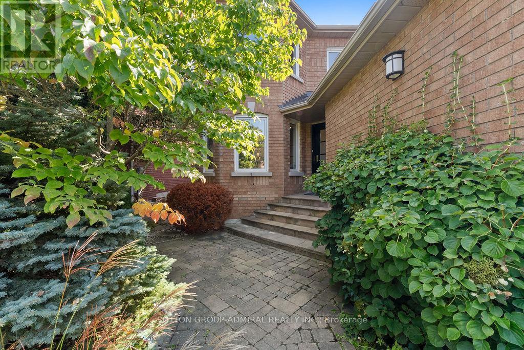 40 Joshua Court, Vaughan, Ontario  L4J 8B6 - Photo 46 - N12395794
