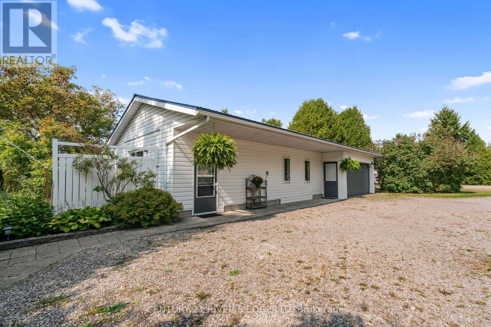 61 Temperance Lake Road, Athens, Ontario  K0E 1B0 - Photo 25 - X12395960