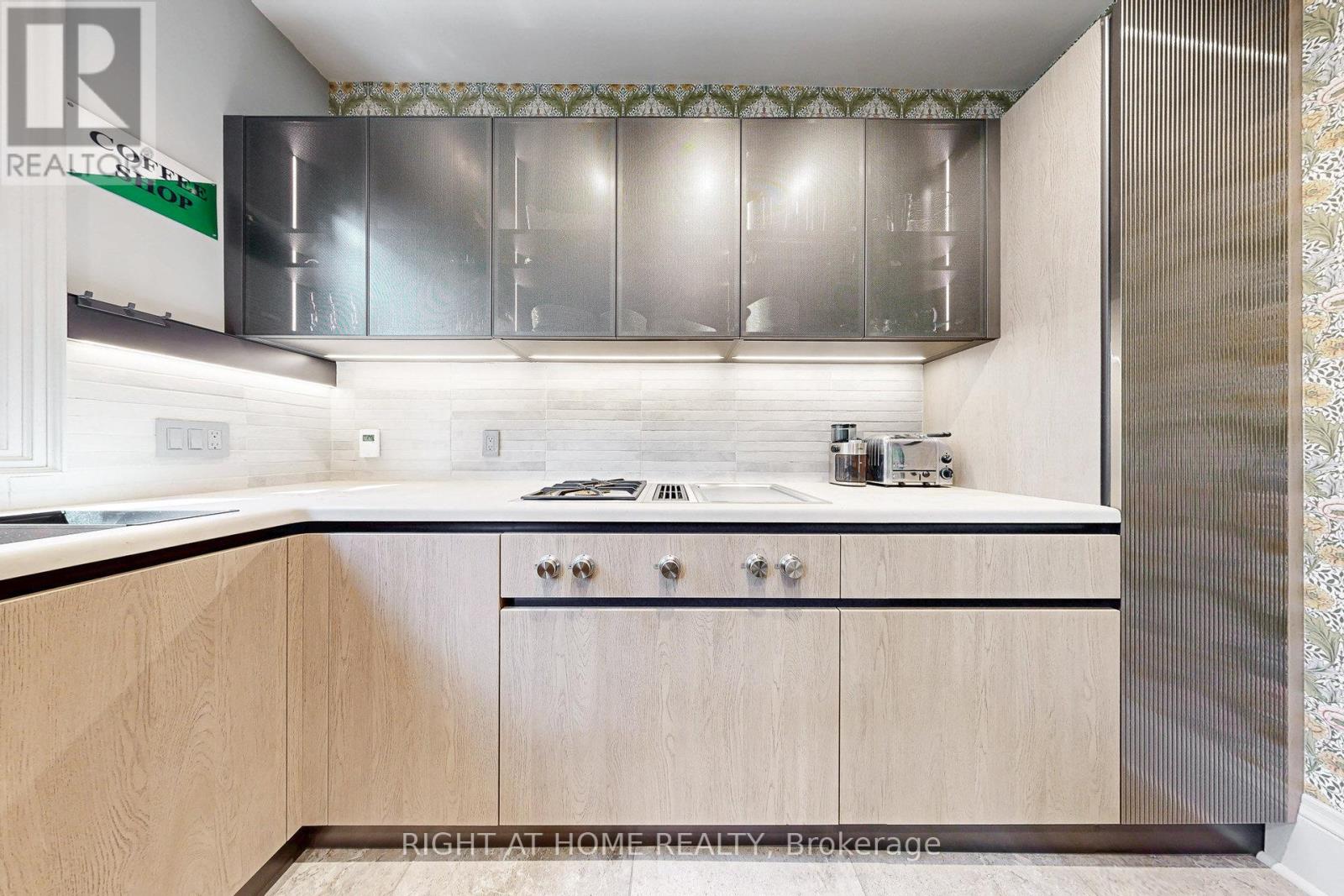 440 Sackville Street, Toronto, Ontario  M4X 1T2 - Photo 17 - C12395986