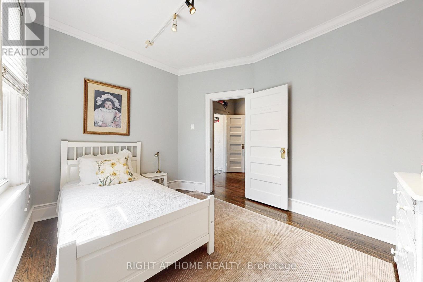 440 Sackville Street, Toronto, Ontario  M4X 1T2 - Photo 26 - C12395986