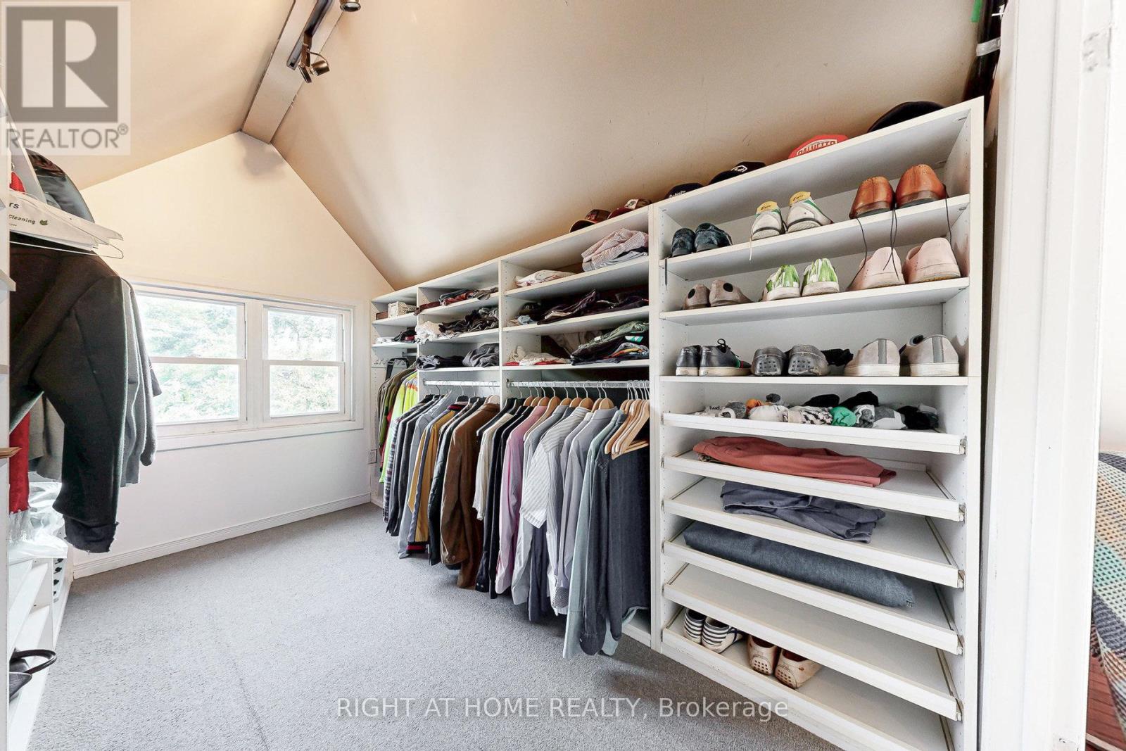 440 Sackville Street, Toronto, Ontario  M4X 1T2 - Photo 36 - C12395986