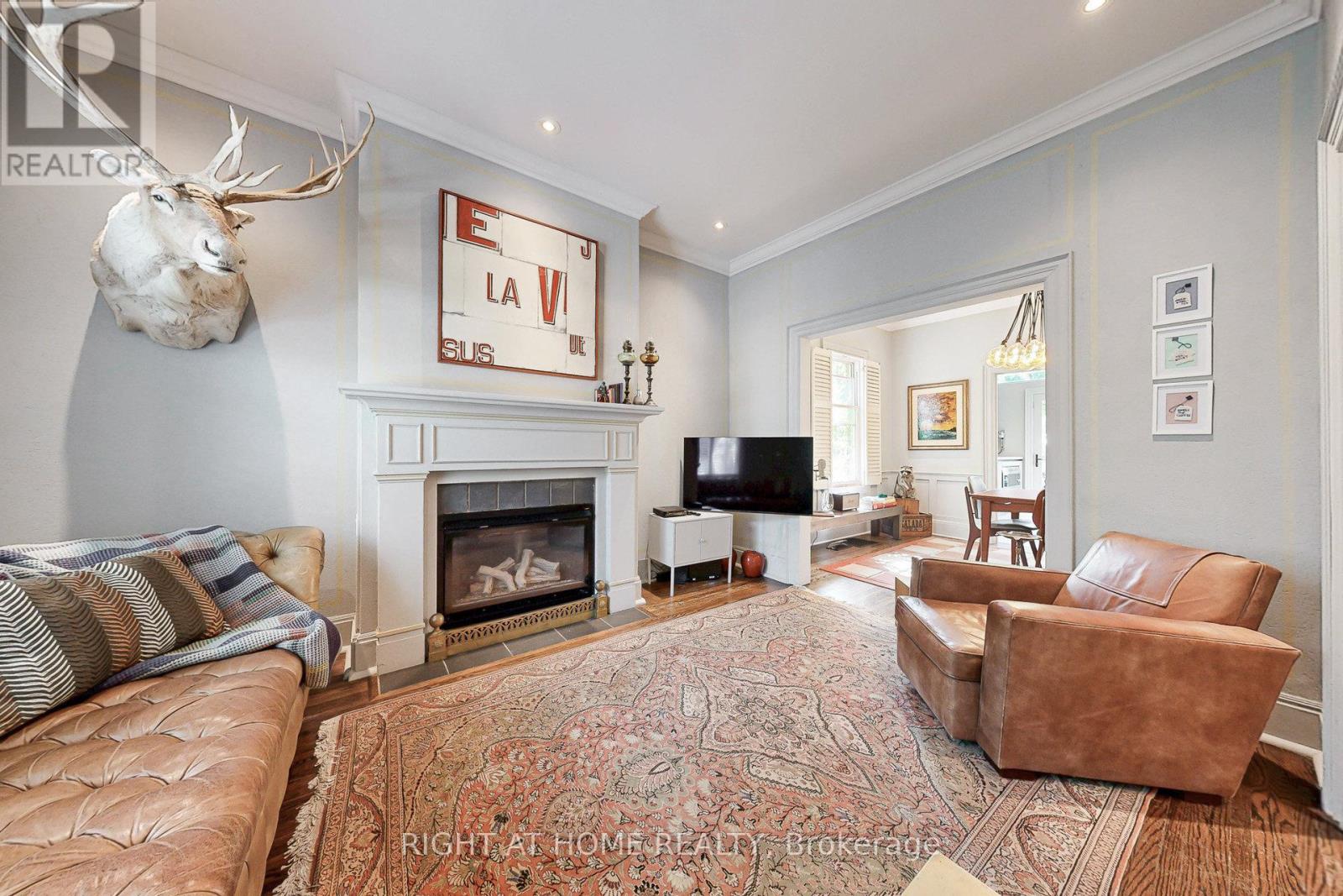440 Sackville Street, Toronto, Ontario  M4X 1T2 - Photo 8 - C12395986
