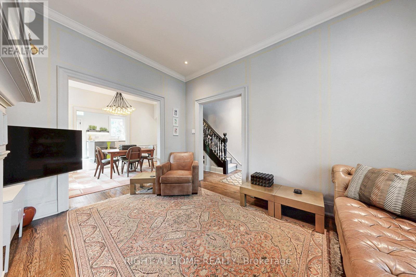 440 Sackville Street, Toronto, Ontario  M4X 1T2 - Photo 9 - C12395986