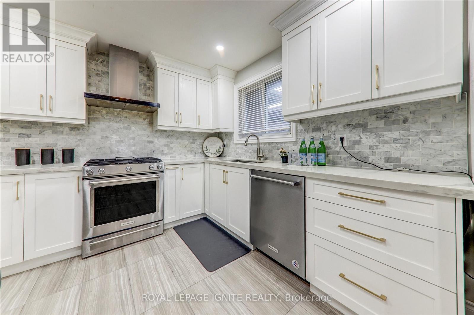 42 Fireside Drive, Toronto, Ontario  M1B 2E9 - Photo 12 - E12354679
