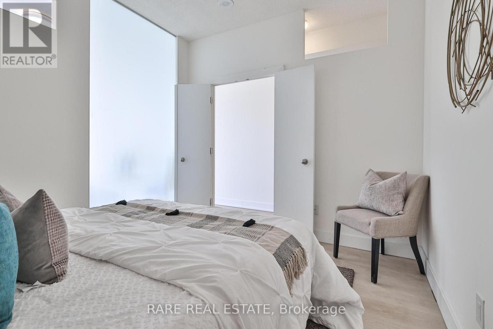 607 - 1638 Bloor Street W, Toronto, Ontario  M6P 1A7 - Photo 13 - W12287391