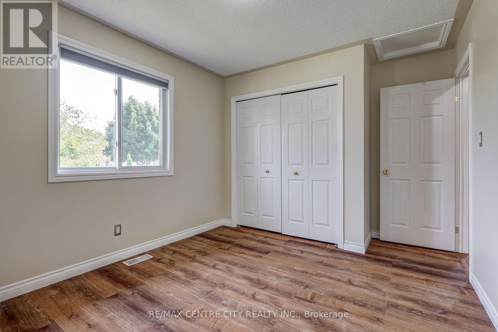 26 Sifton Drive, St. Thomas, Ontario  N5R 6C7 - Photo 22 - X12395603