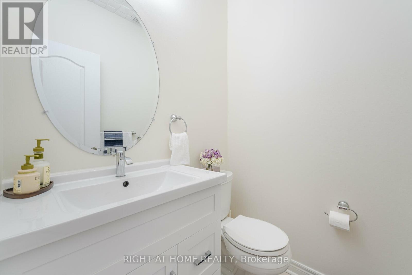 122 Fletchers Creek Boulevard, Brampton (Fletcher's Creek Village), Ontario  L6X 4V3 - Photo 22 - W12395965