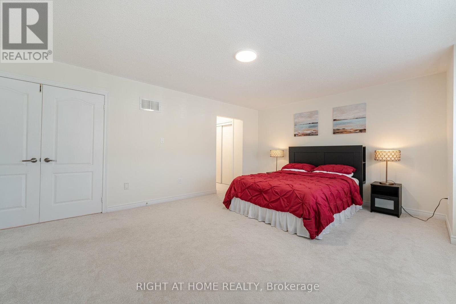 122 Fletchers Creek Boulevard, Brampton (Fletcher's Creek Village), Ontario  L6X 4V3 - Photo 26 - W12395965