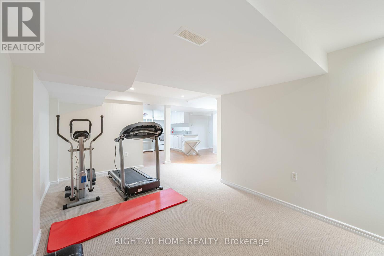 122 Fletchers Creek Boulevard, Brampton (Fletcher's Creek Village), Ontario  L6X 4V3 - Photo 41 - W12395965