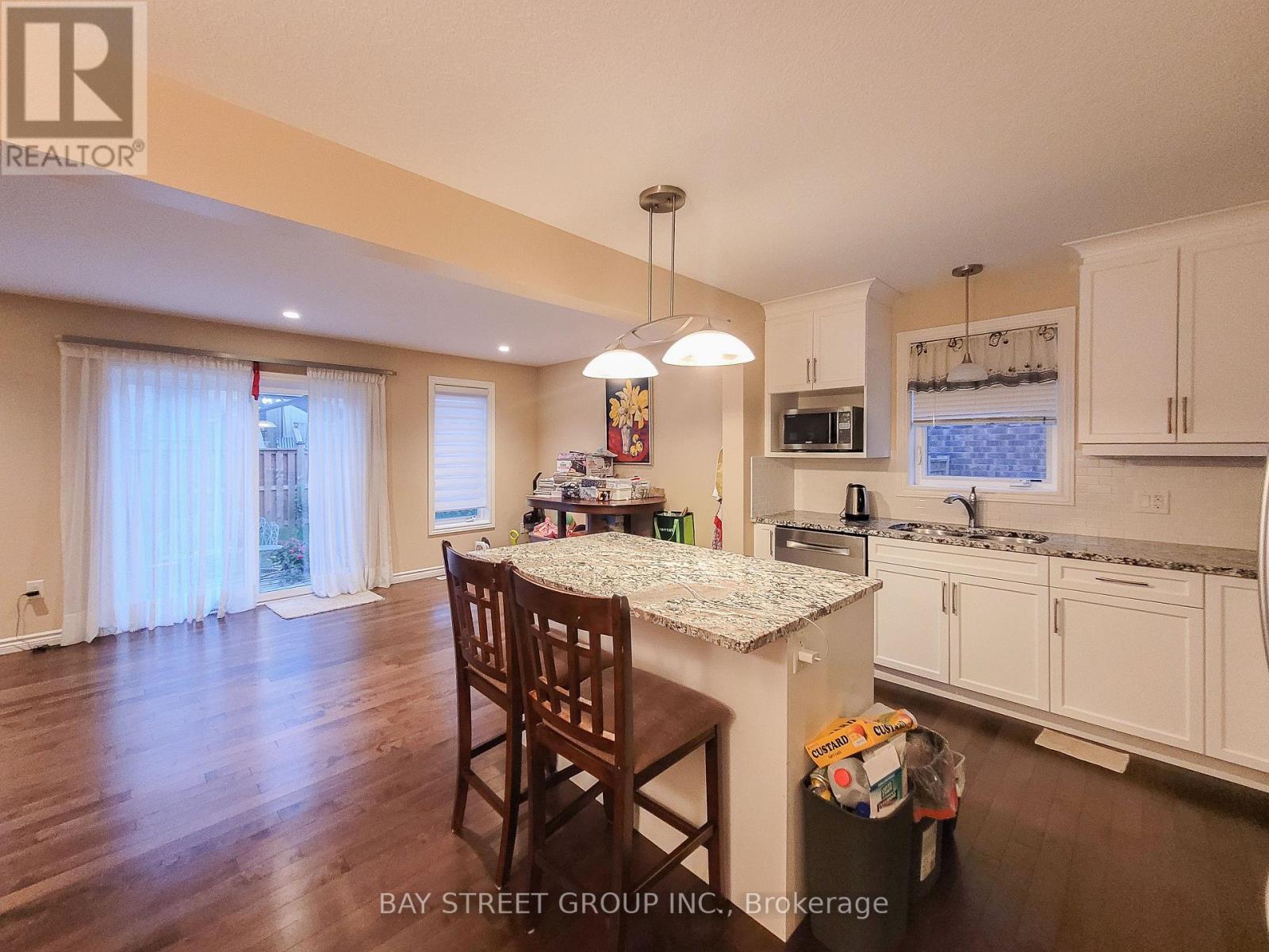 53 - 486 Skyline Avenue, London North, Ontario  N5X 0L1 - Photo 4 - X12395979