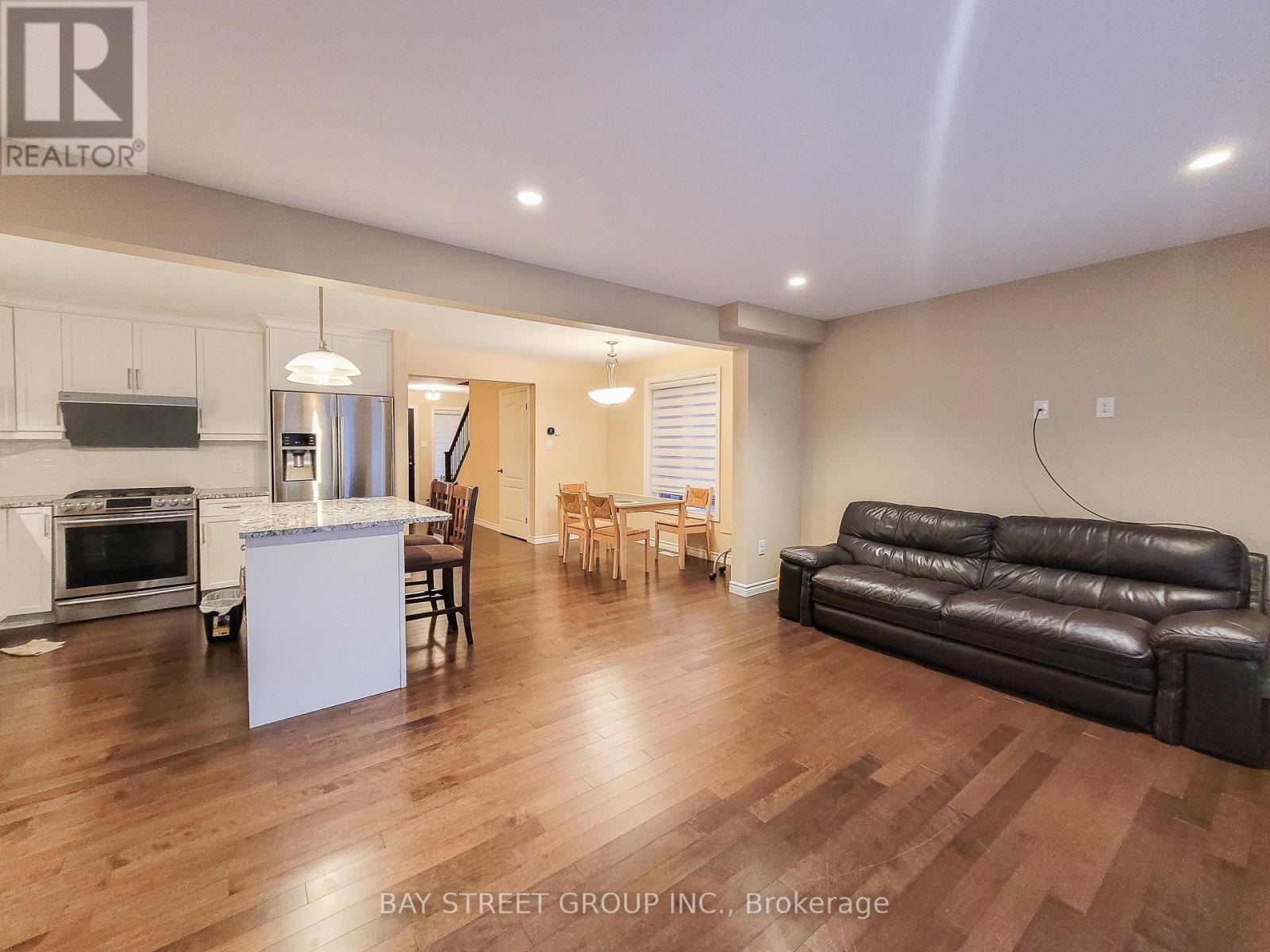 53 - 486 Skyline Avenue, London North, Ontario  N5X 0L1 - Photo 5 - X12395979