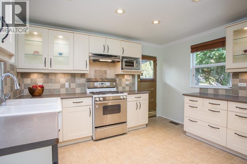 403 Ninth Street, New Westminster, British Columbia  V3M 3V9 - Photo 10 - R3046217