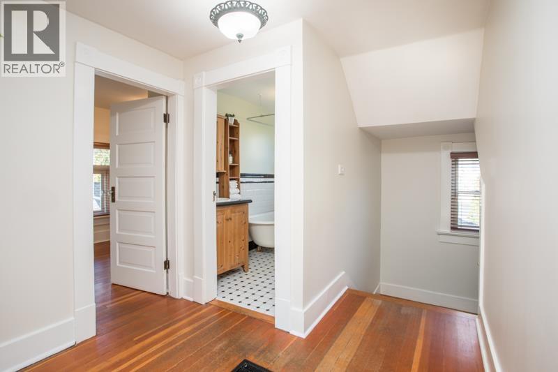 403 Ninth Street, New Westminster, British Columbia  V3M 3V9 - Photo 17 - R3046217