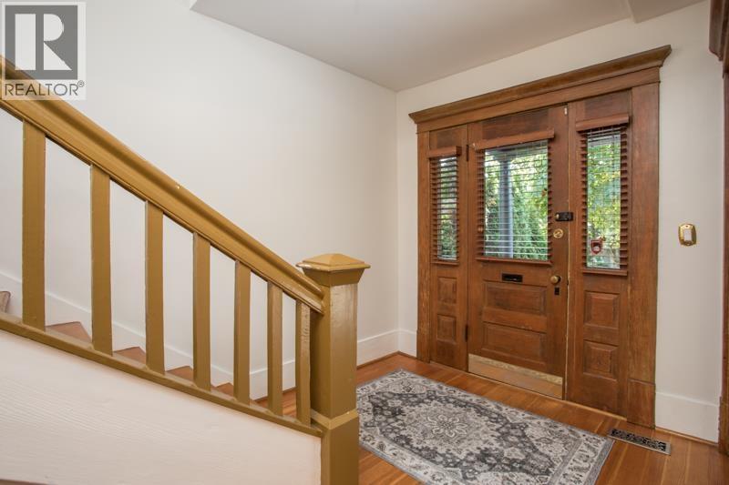 403 Ninth Street, New Westminster, British Columbia  V3M 3V9 - Photo 14 - R3046217