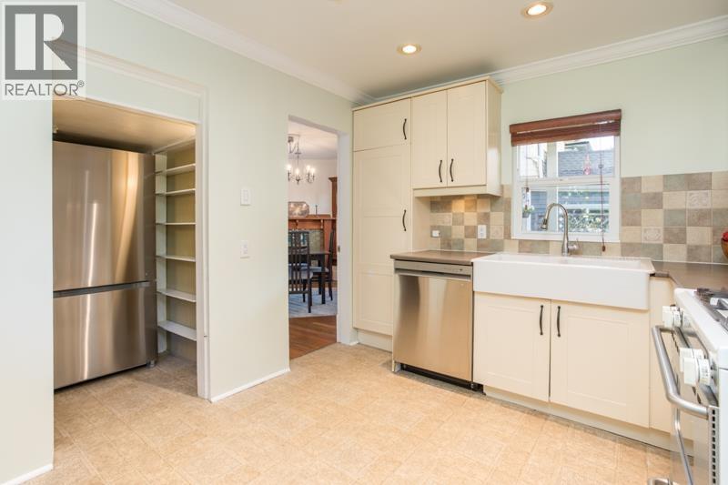 403 Ninth Street, New Westminster, British Columbia  V3M 3V9 - Photo 12 - R3046217