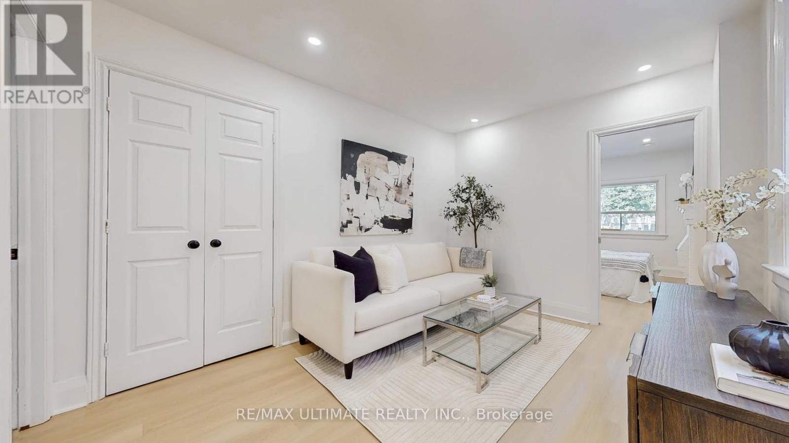 217 Kingston Road, Toronto (The Beaches), Ontario  M4L 1T5 - Photo 4 - E12395998