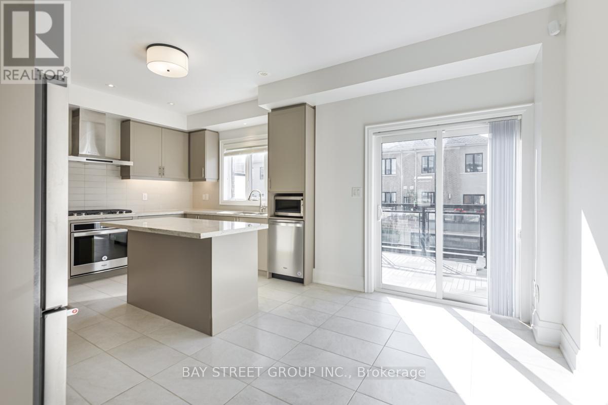 43 Gandhi Lane, Markham, Ontario  L3T 0G4 - Photo 15 - N12395990