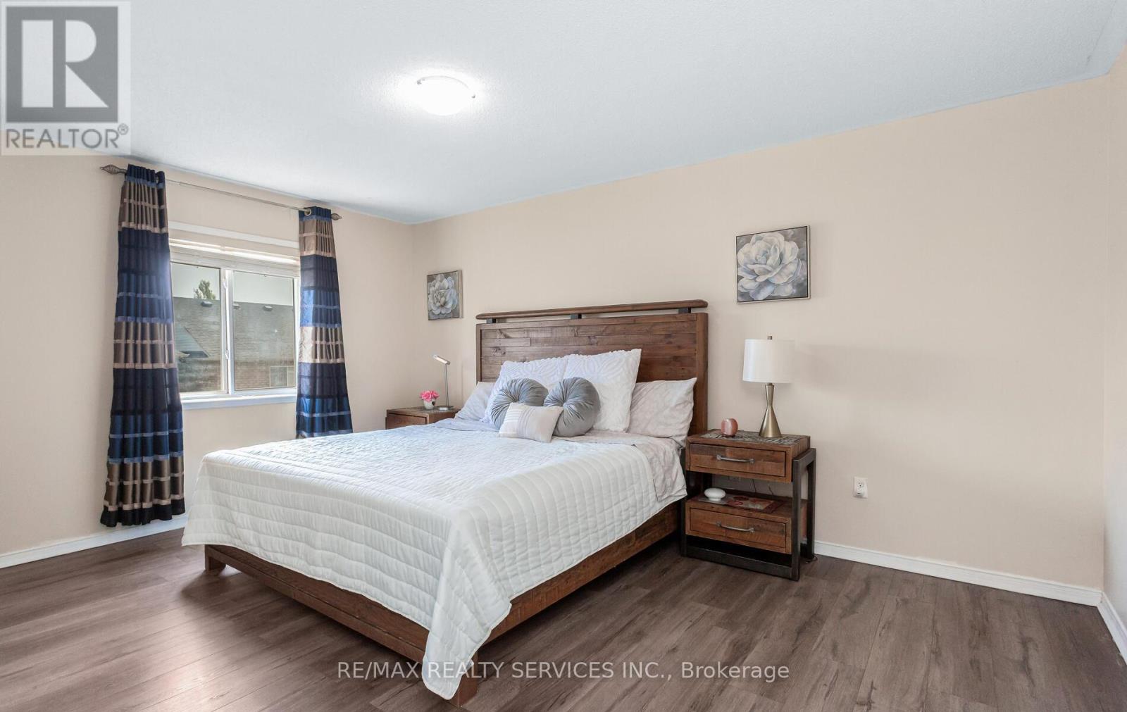 3770 Brinwood Gate, Mississauga, Ontario  L5M 7H2 - Photo 17 - W12396002