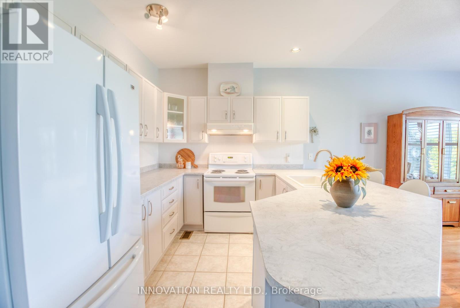 13 Eileen Crescent, Ottawa, Ontario  K2S 1M3 - Photo 16 - X12396012