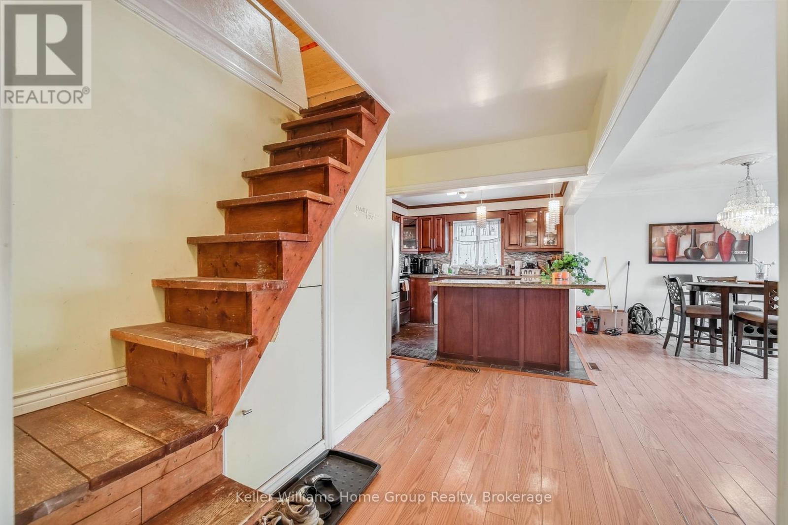 497-499 Evans Avenue, Toronto, Ontario  M8W 2V2 - Photo 13 - W12396025