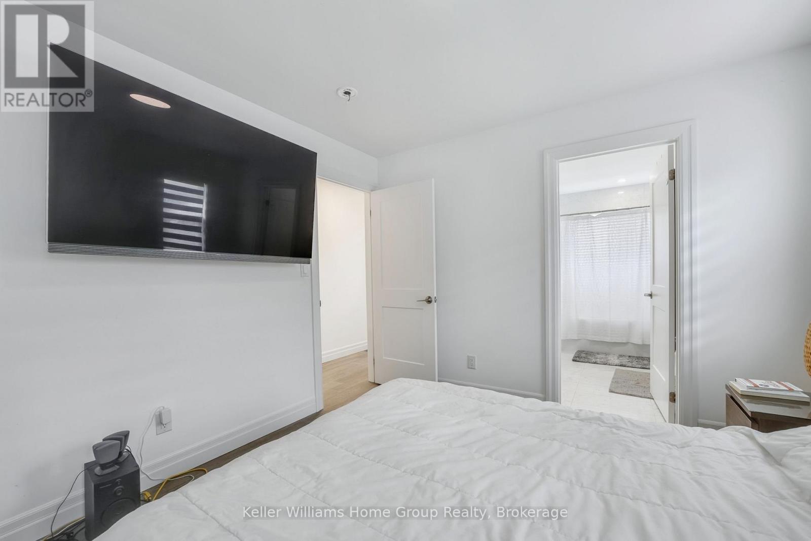 497-499 Evans Avenue, Toronto, Ontario  M8W 2V2 - Photo 19 - W12396025