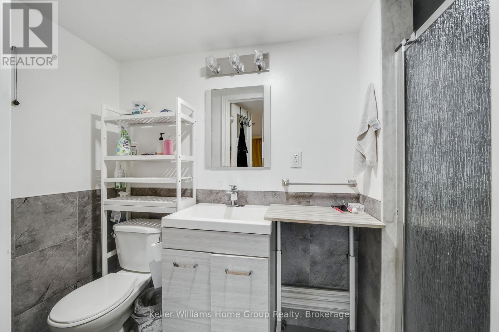 497-499 Evans Avenue, Toronto, Ontario  M8W 2V2 - Photo 29 - W12396025
