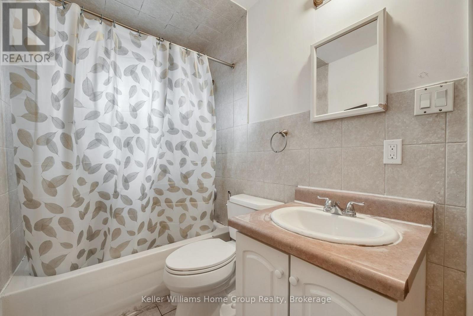 497-499 Evans Avenue, Toronto, Ontario  M8W 2V2 - Photo 33 - W12396025