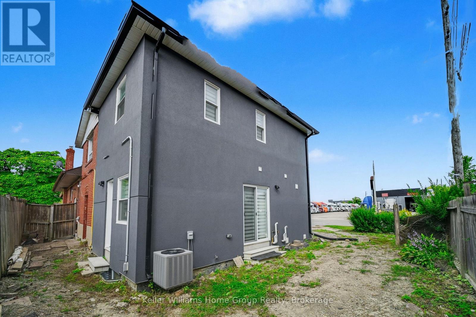 497-499 Evans Avenue, Toronto, Ontario  M8W 2V2 - Photo 38 - W12396025