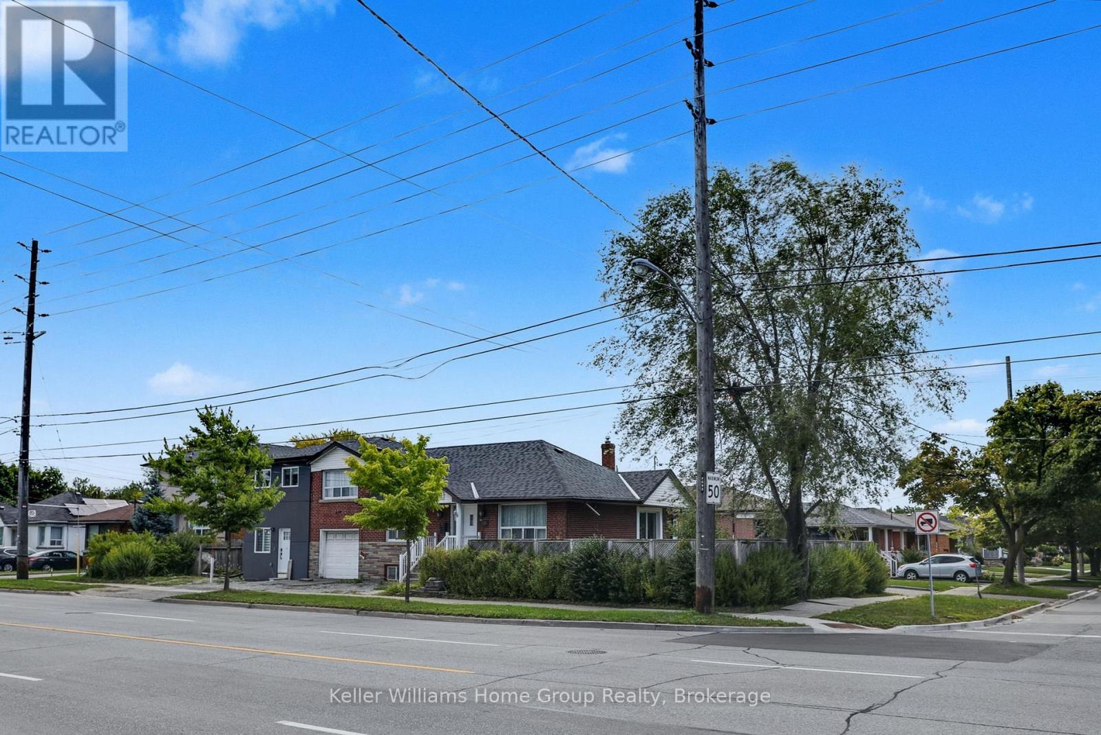 Property at 497-499 EVANS AVENUE image 4