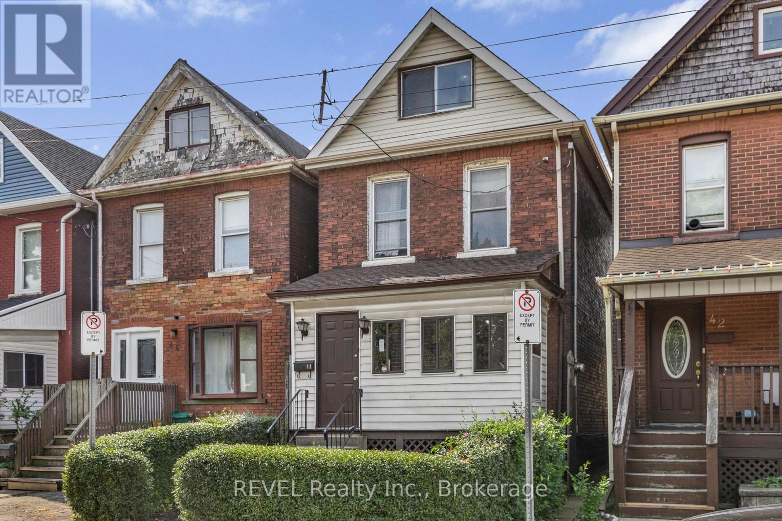 Property at 44 GORDON STREET image 3