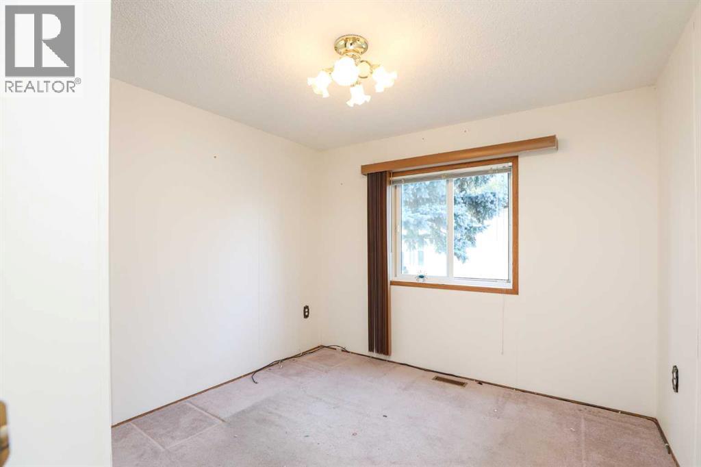 3019 31 Street S, Lethbridge, Alberta  T1K 6S9 - Photo 10 - A2244912