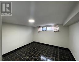 9 Dewlane Drive, Toronto (Newtonbrook West), Ca