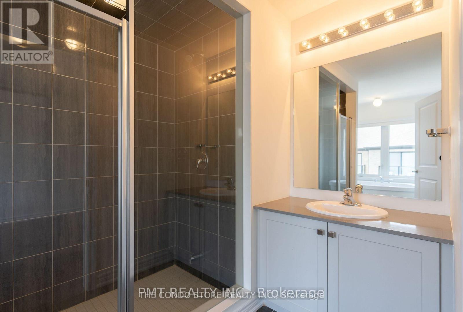 3 Steamboat Way, Whitby (Port Whitby), Ontario  L1N 0M6 - Photo 9 - E12396032