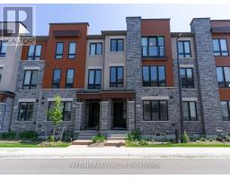 3 STEAMBOAT WAY, Whitby, Ontario