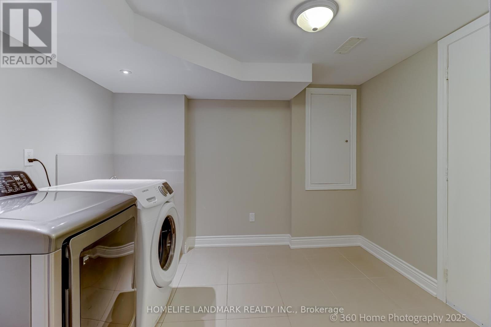 211 Frank Endean Road, Richmond Hill (Rouge Woods), Ontario  L4S 2C6 - Photo 31 - N12396011
