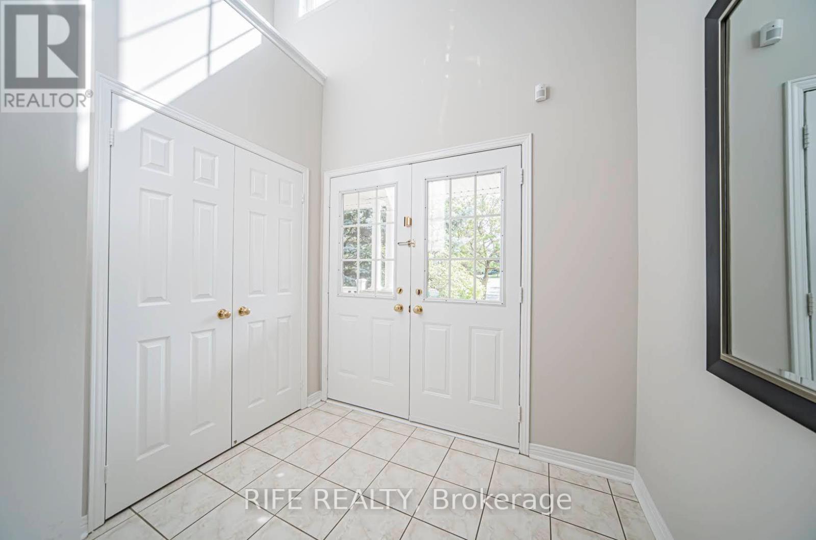 37 Burndenford Crescent, Markham, Ontario  L3P 7Z3 - Photo 12 - N12396031