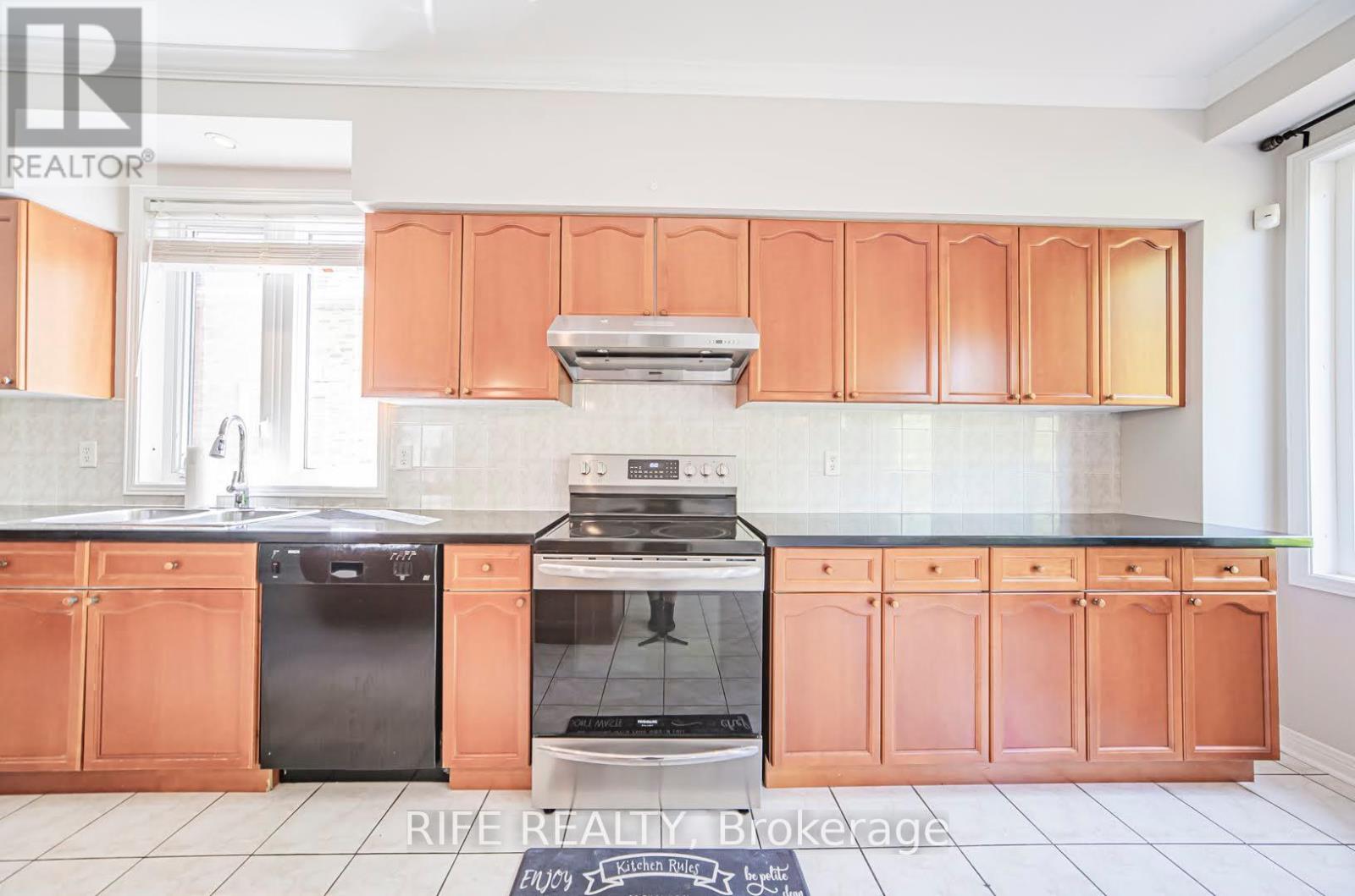37 Burndenford Crescent, Markham, Ontario  L3P 7Z3 - Photo 26 - N12396031