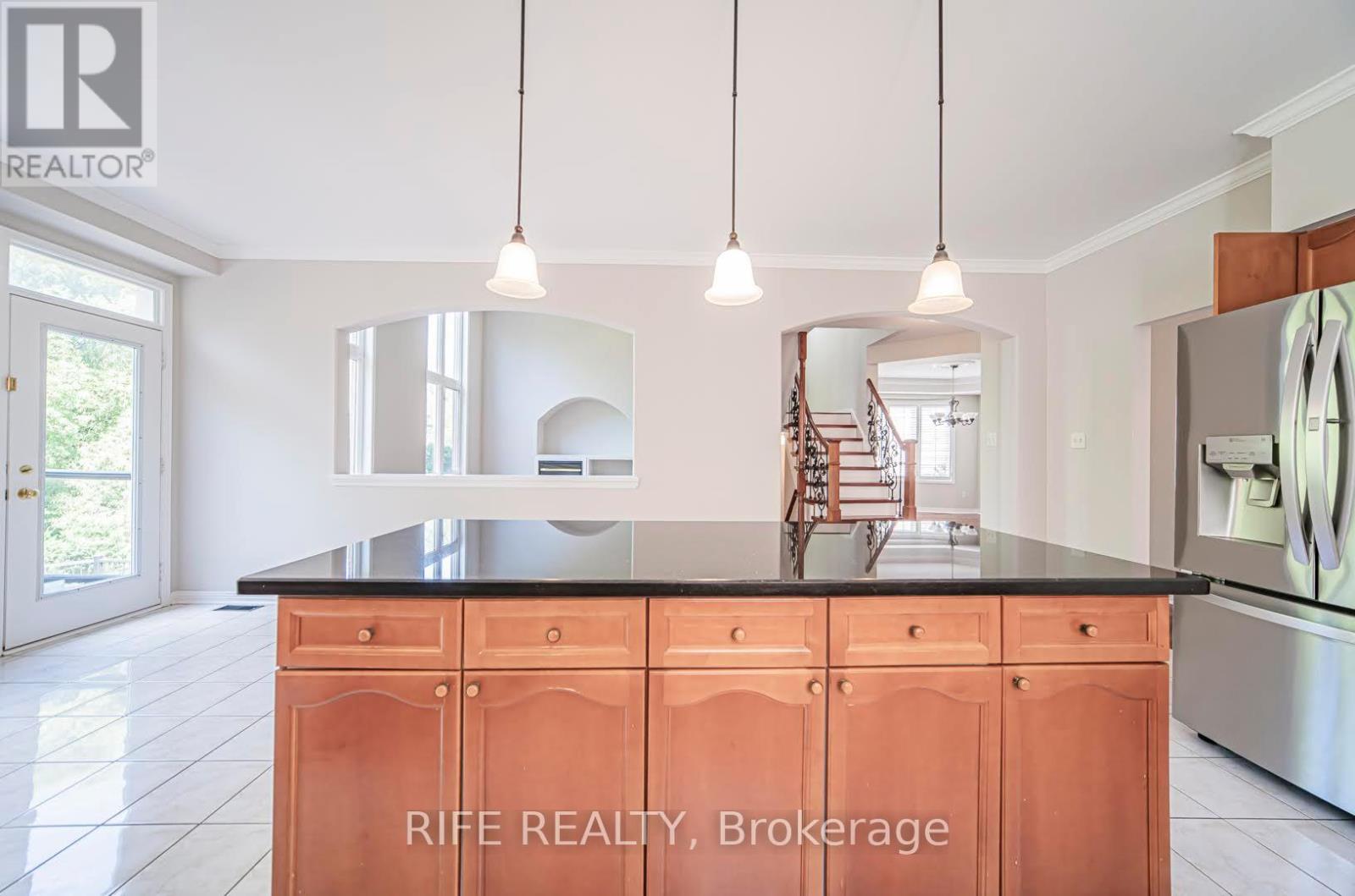 37 Burndenford Crescent, Markham, Ontario  L3P 7Z3 - Photo 28 - N12396031