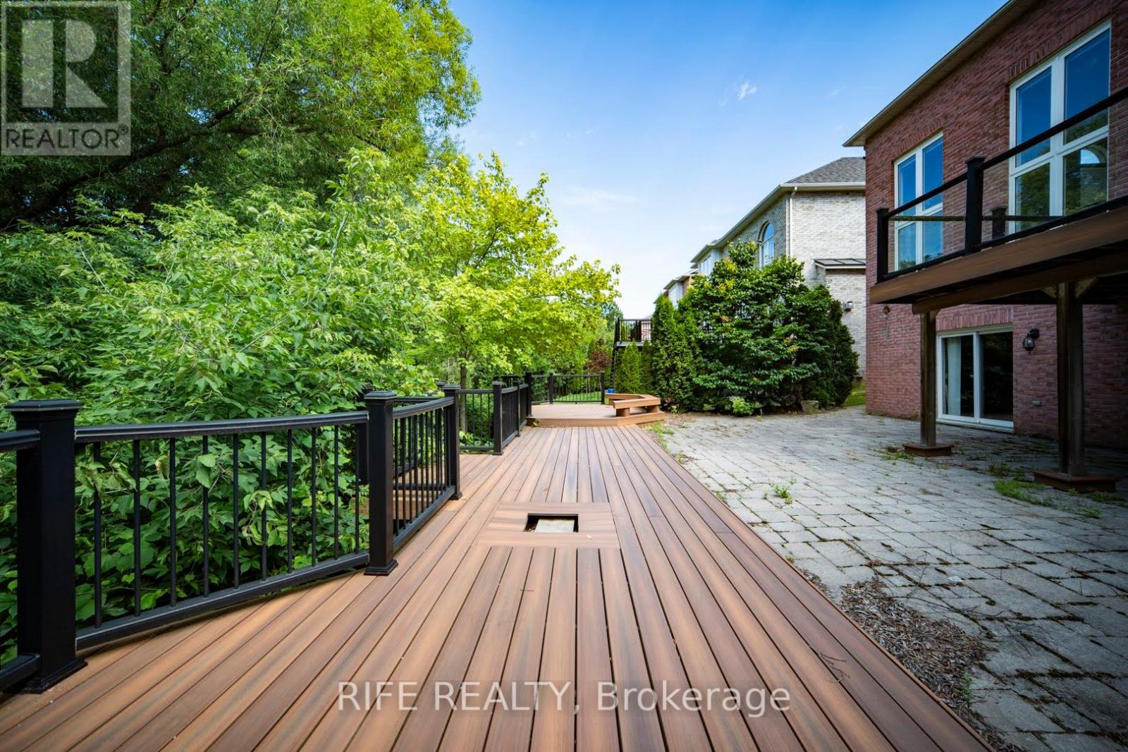 37 Burndenford Crescent, Markham, Ontario  L3P 7Z3 - Photo 4 - N12396031