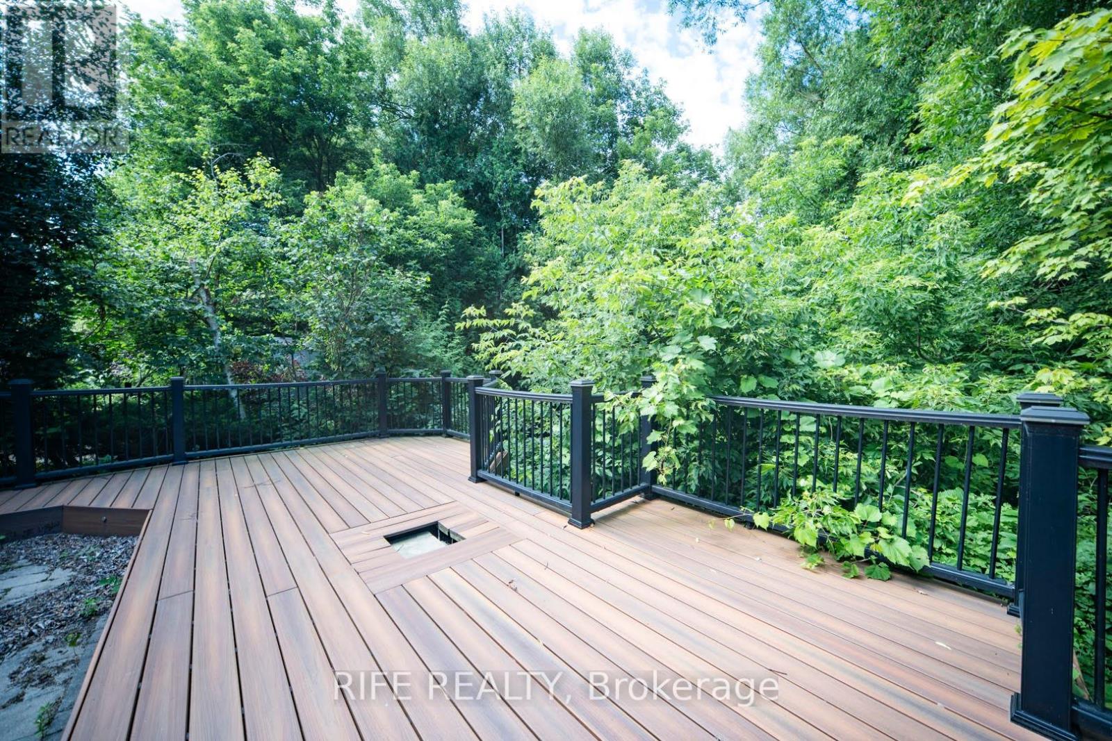 37 Burndenford Crescent, Markham, Ontario  L3P 7Z3 - Photo 9 - N12396031